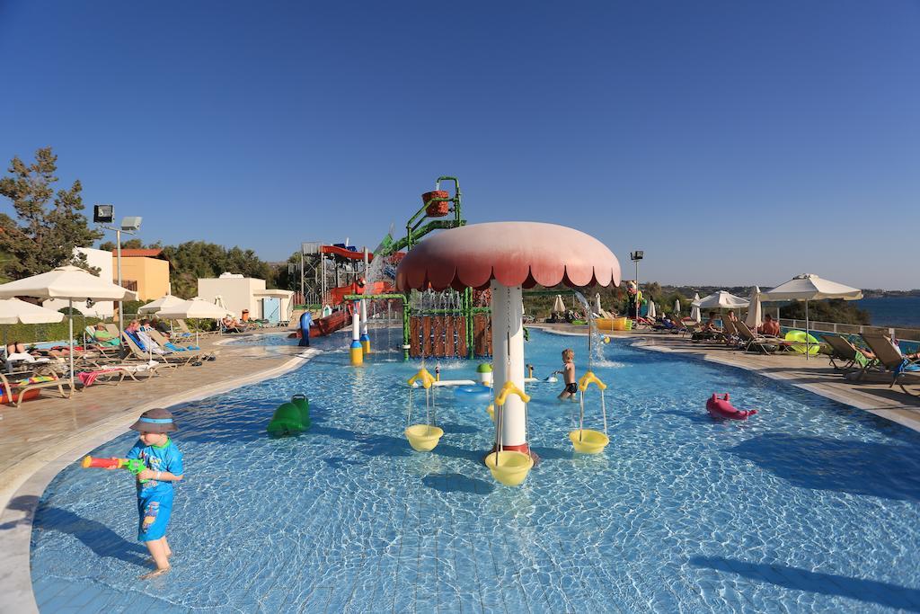 Aqua Sol Water Park Resort Paphos Exterior photo