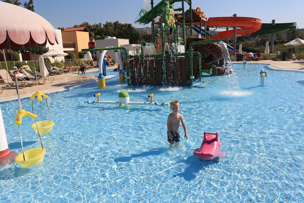 Aqua Sol Water Park Resort Paphos Exterior photo